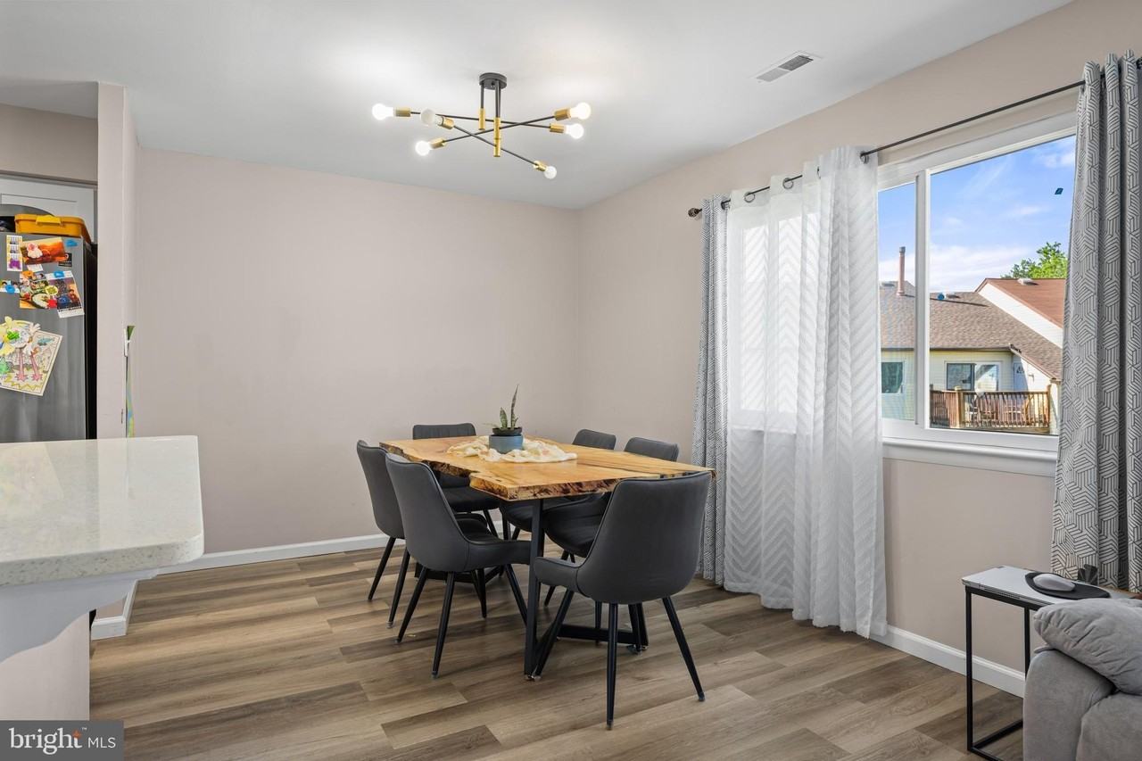 37 Buttonwood Rd - Photo 6 of 16