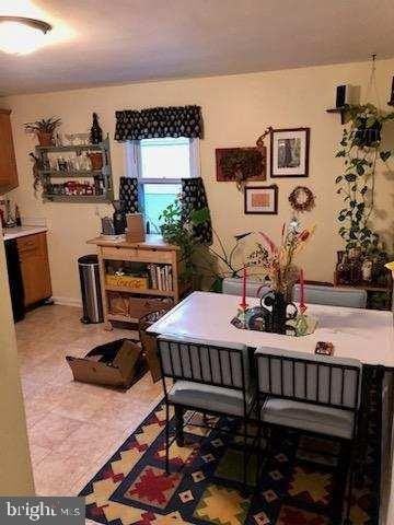 213 Berwyn Pl #FL2 - Photo 4 of 12