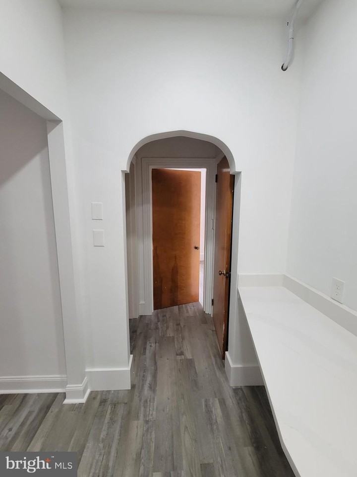 1801 S Main St #4-2ndFL - Photo 5 of 16