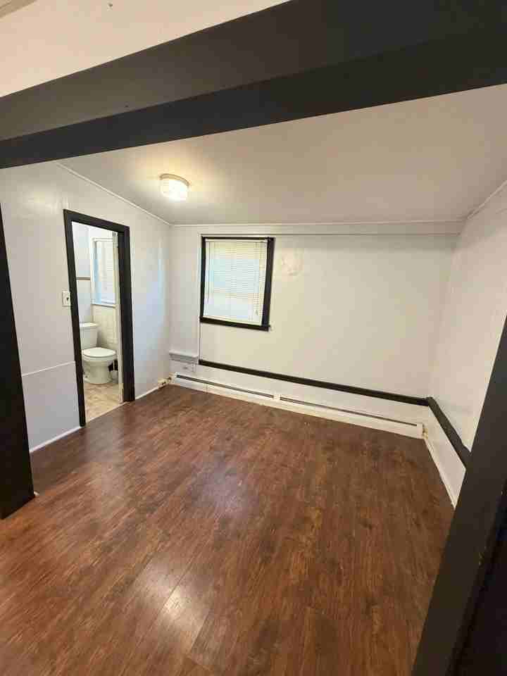 225 Wood St #1 - Photo 6 of 14