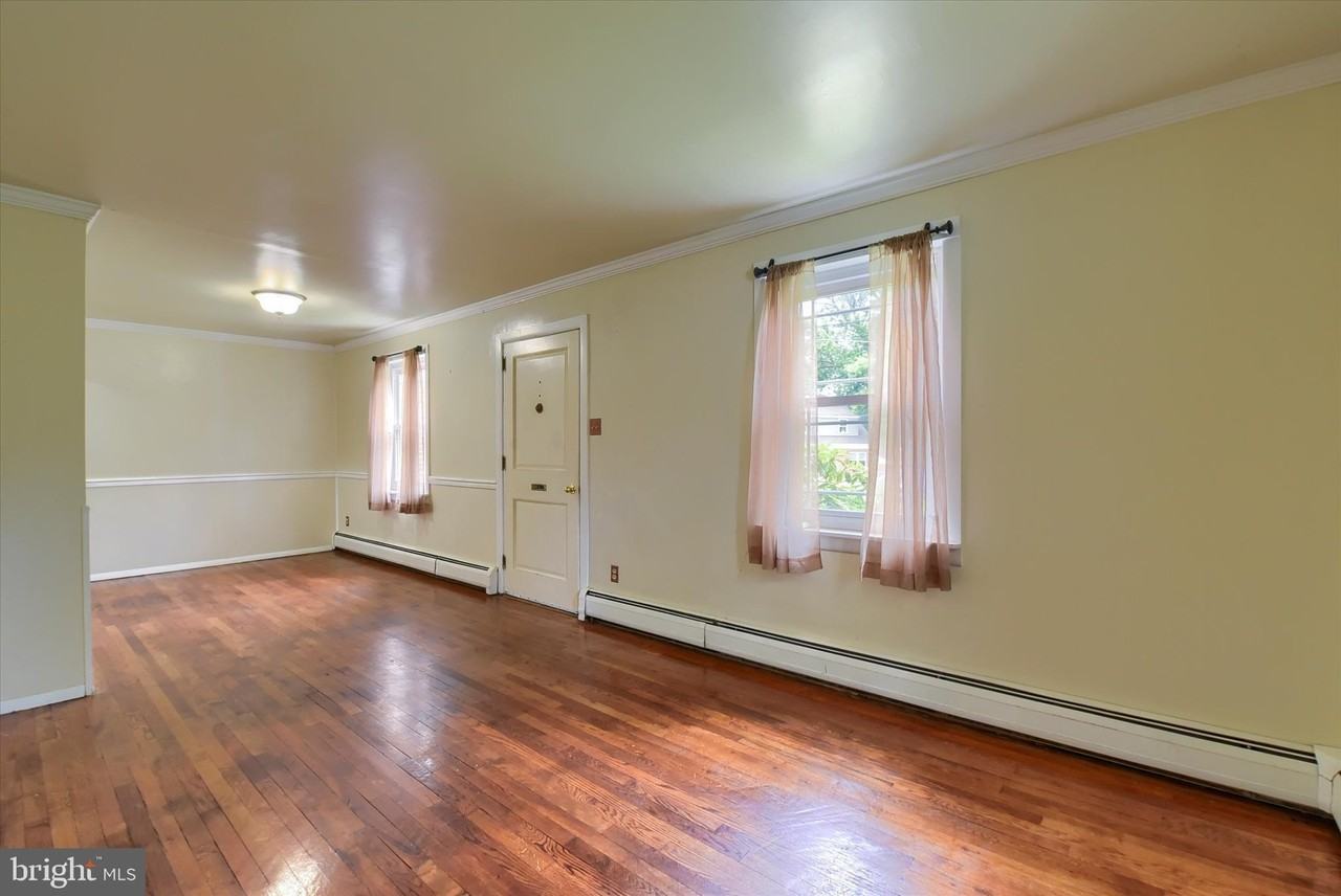 1933 Princeton Ave - Photo 5 of 28