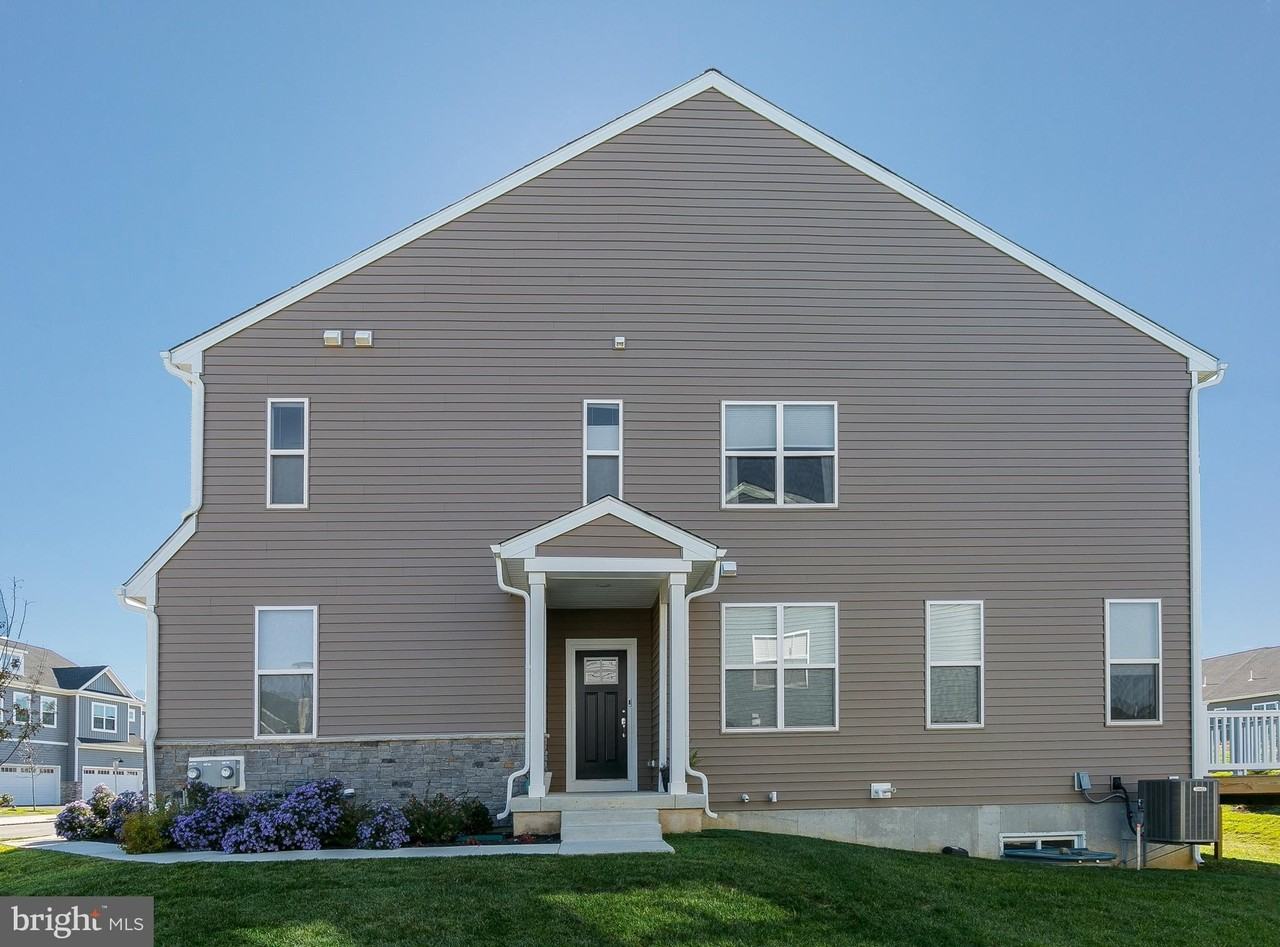 22 Ladbroke Dr - Photo 4 of 43
