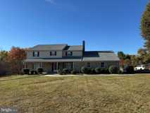 1305 Hawthorne Ln - Photo 1 of 1