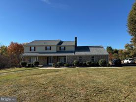 1305 Hawthorne Ln - Photo 1 of 1