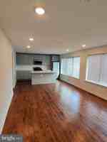 featured image of 41 W Wildey St #1