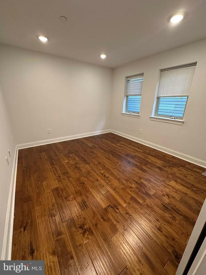 41 W Wildey St #1 - Photo 6 of 17