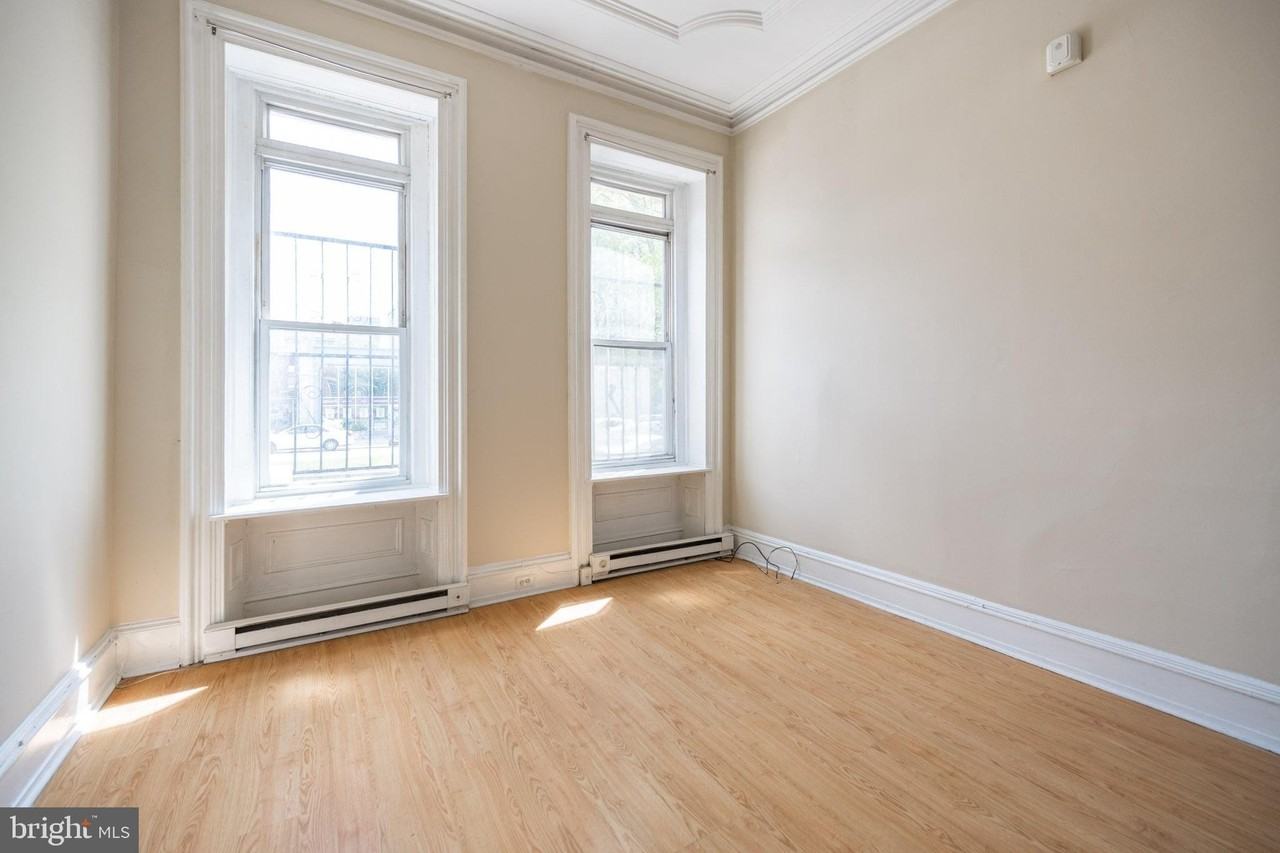 1933 Spring Garden St #1F - Photo 4 of 12