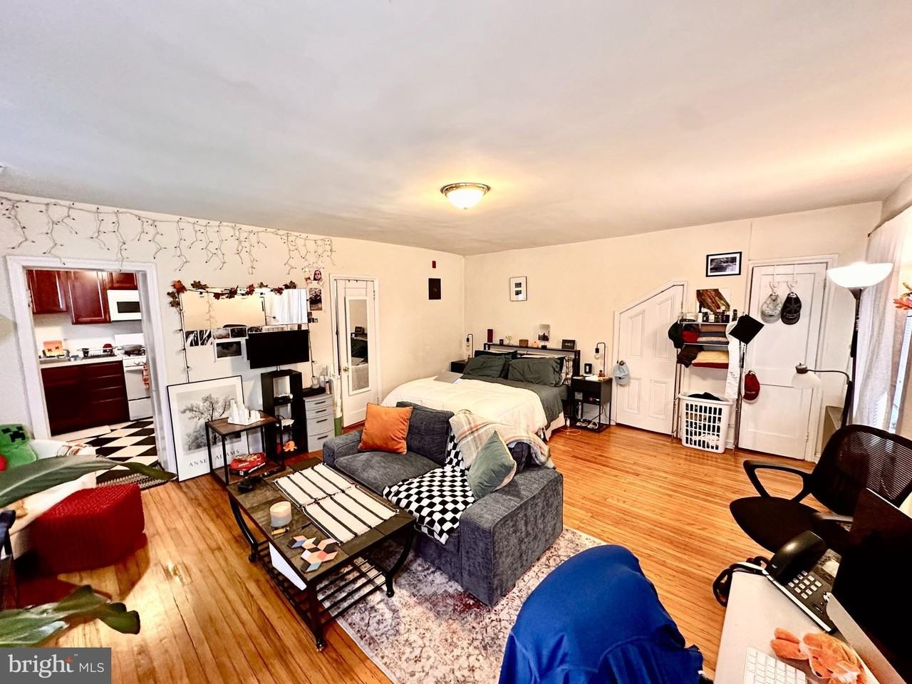 243 W Rittenhouse St #2C - Photo 2 of 9