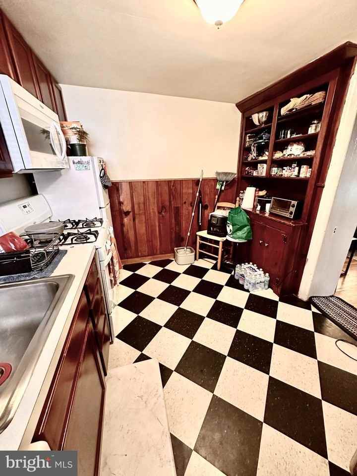 243 W Rittenhouse St #2C - Photo 6 of 9