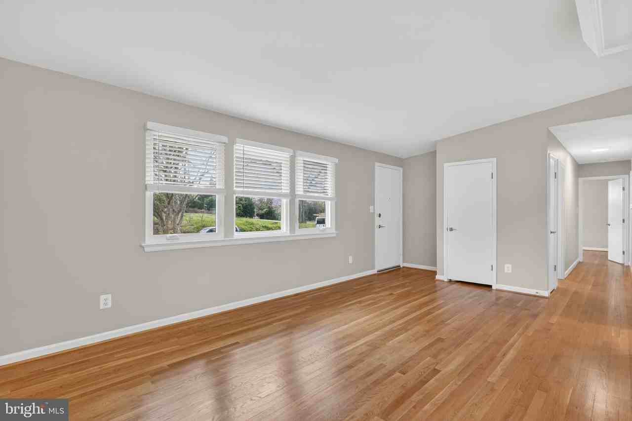 4625 Strathblane Pl - Photo 2 of 22