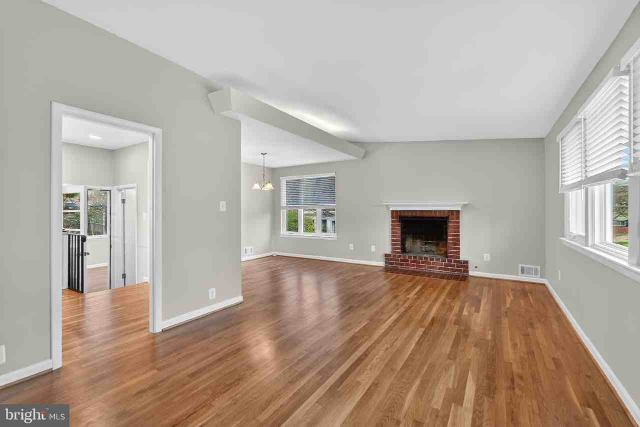 4625 Strathblane Pl - Photo 3 of 22