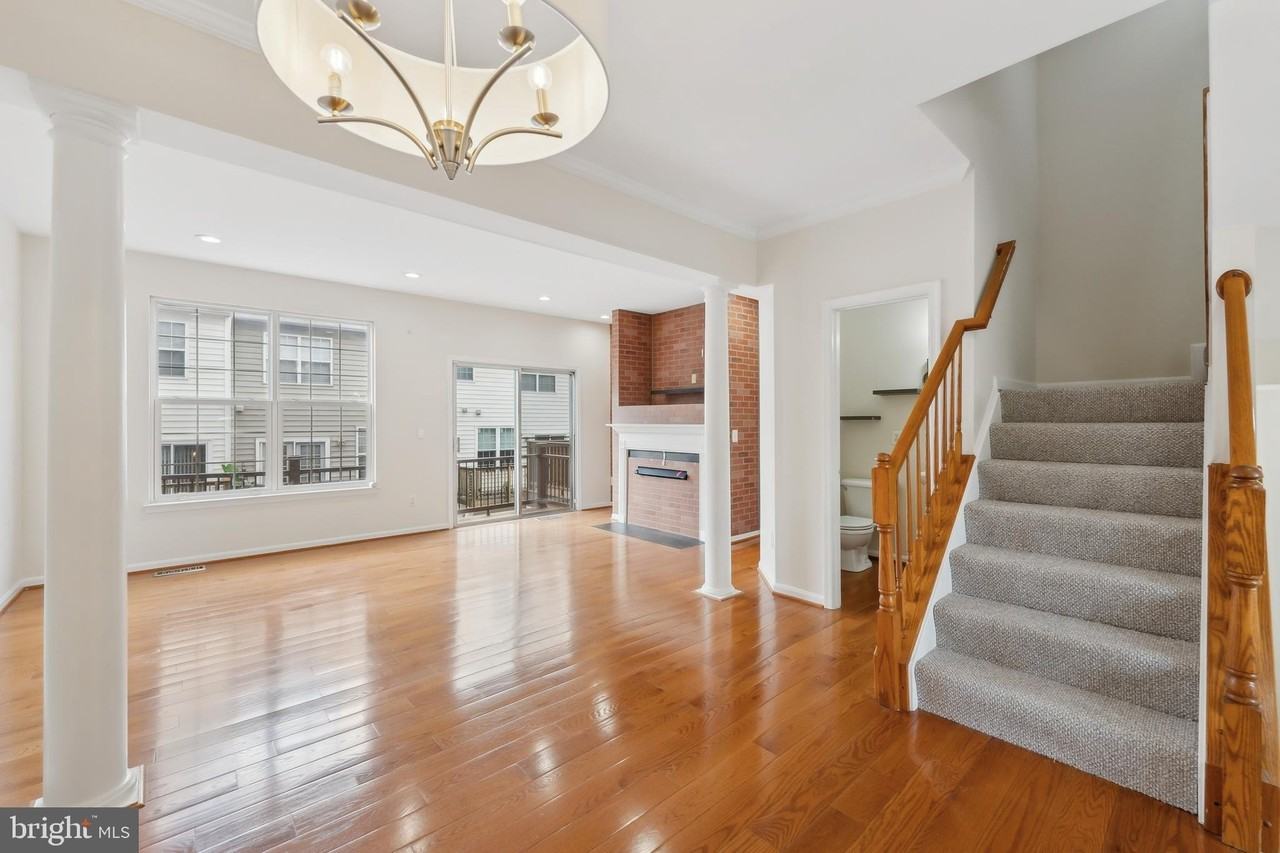 3802 Dominion Mill Dr - Photo 2 of 22