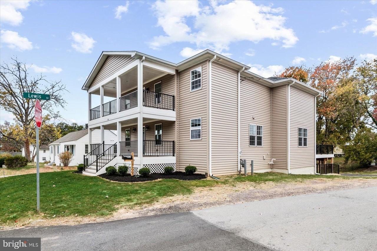 914 Old Rixeyville Rd - Photo 3 of 47