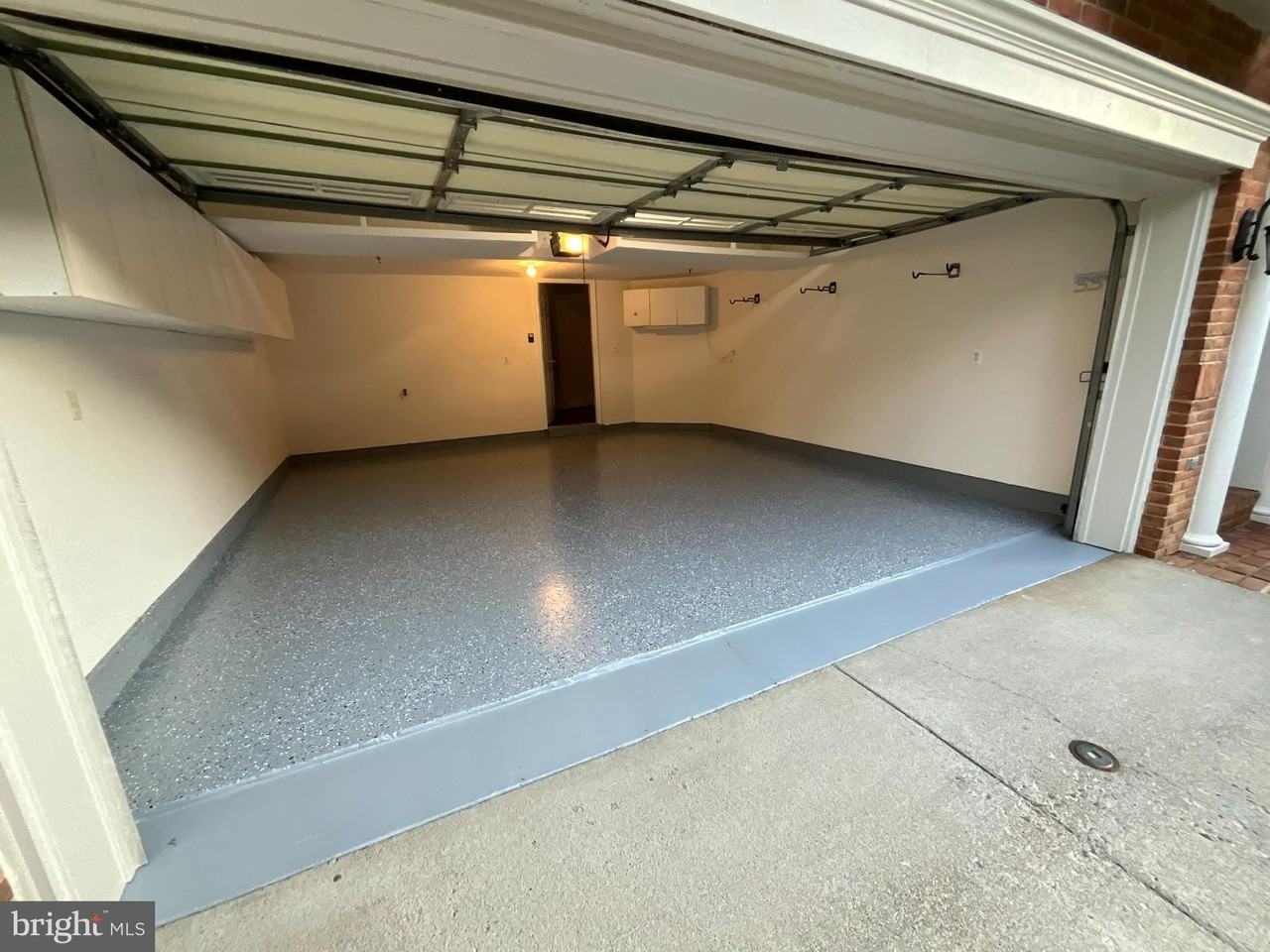 7720 Spoleto Ln - Photo 5 of 50