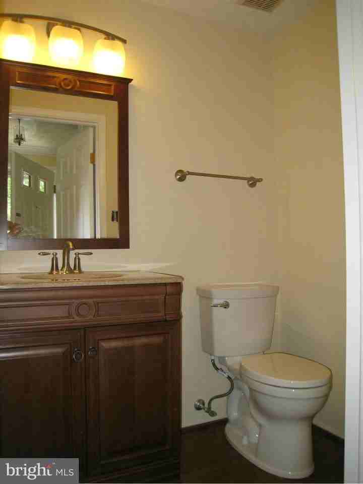 2125 Preston Square Ct - Photo 3 of 21