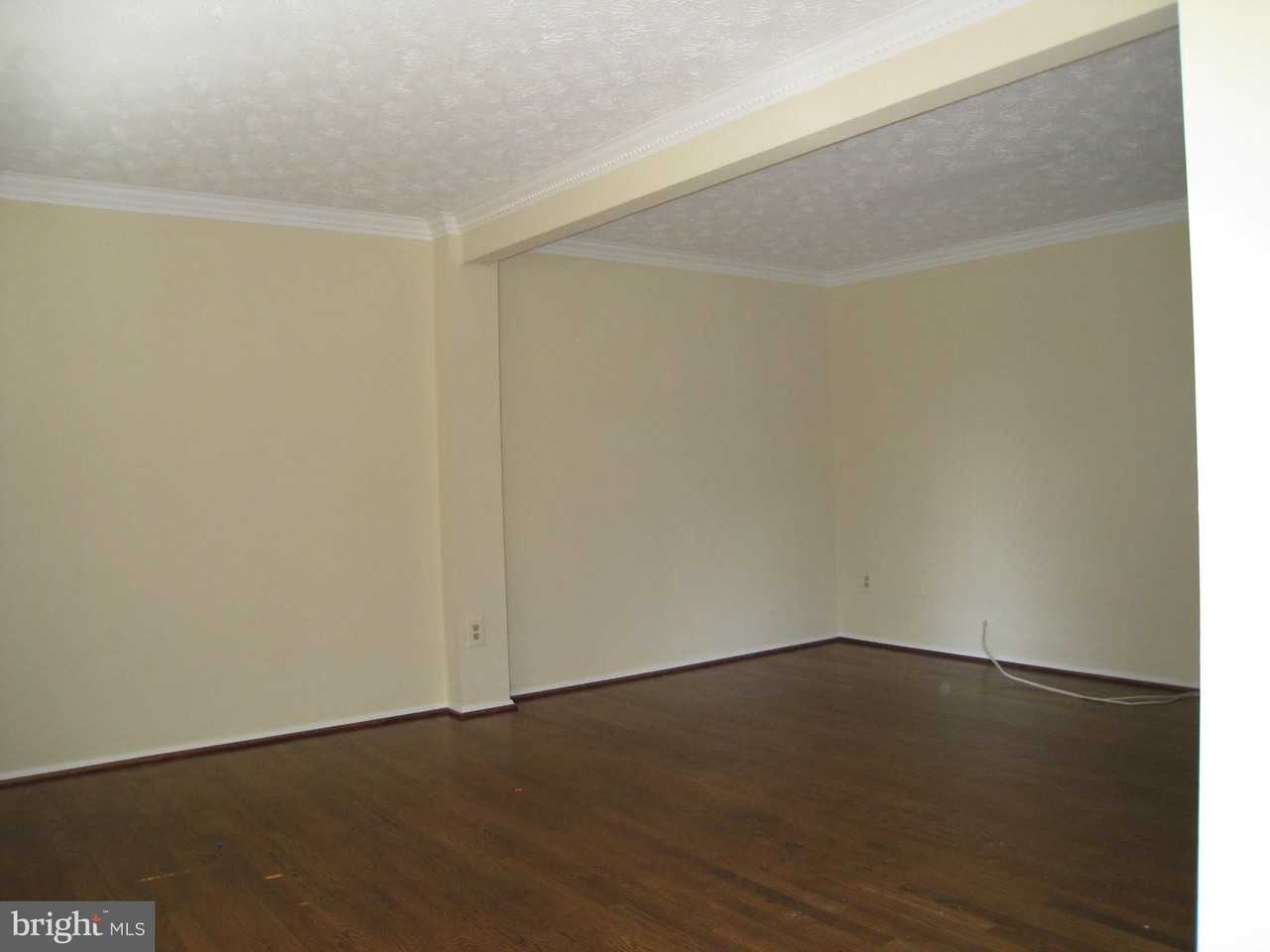 2125 Preston Square Ct - Photo 4 of 21