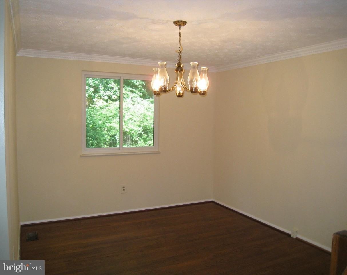 2125 Preston Square Ct - Photo 5 of 21