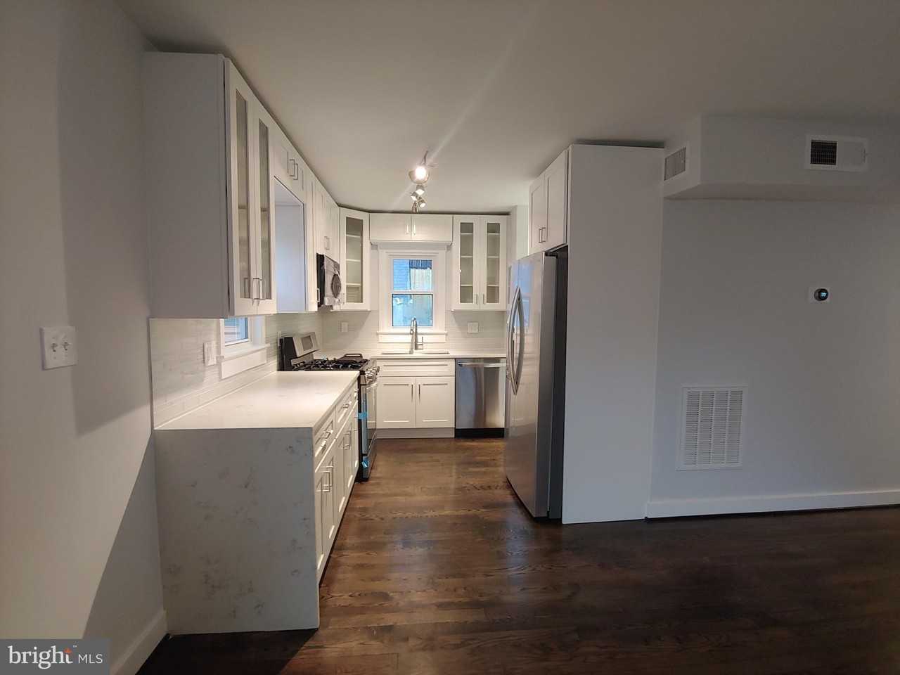 2510 Jamaica Dr - Photo 4 of 26