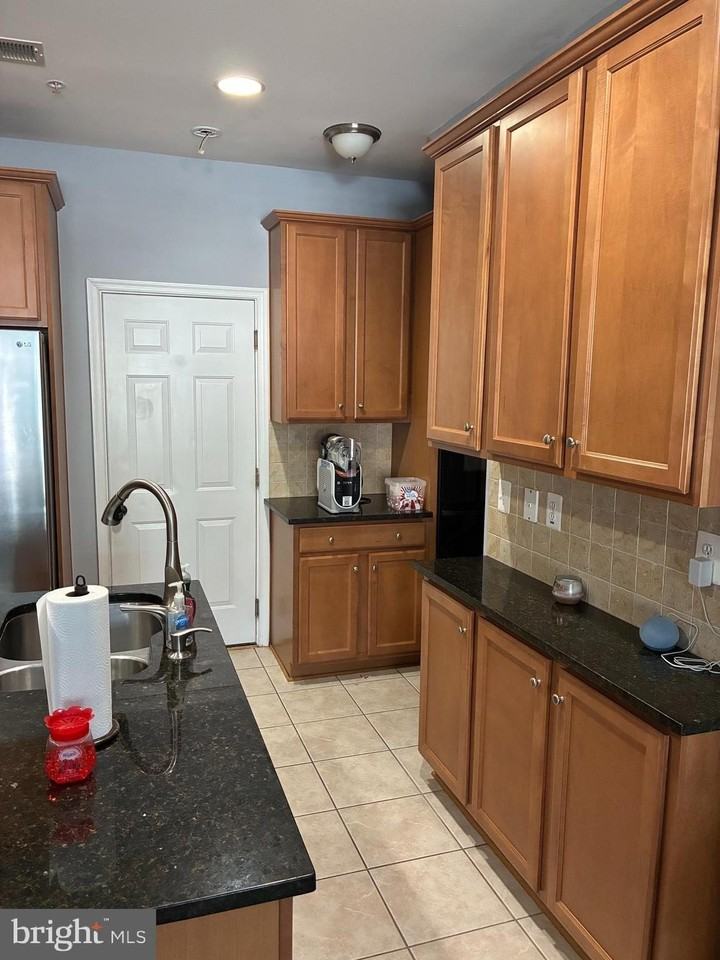 9532 Walker Way - Photo 3 of 20