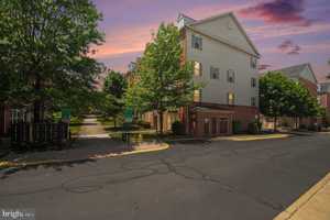 featured image of 15131 Leicestershire St