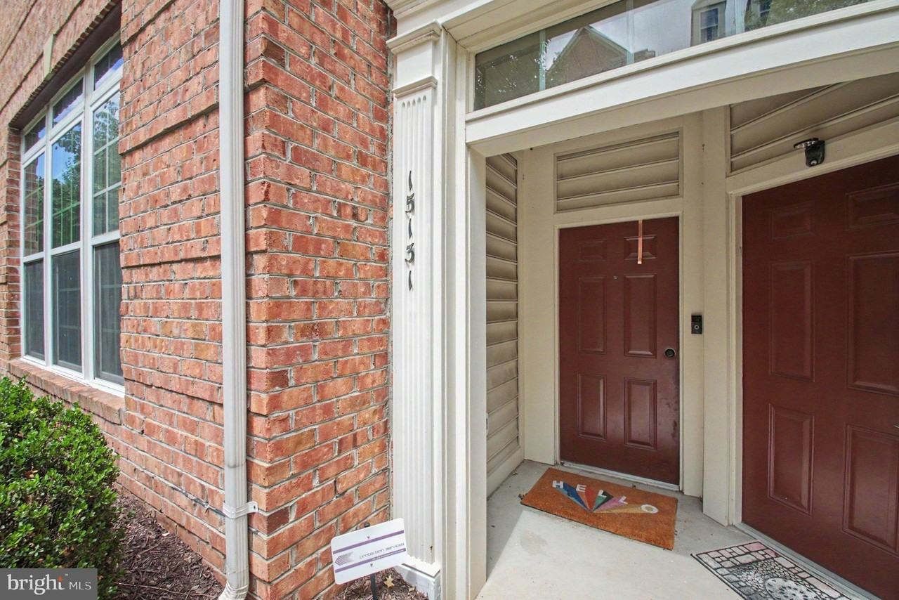 15131 Leicestershire St - Photo 3 of 29