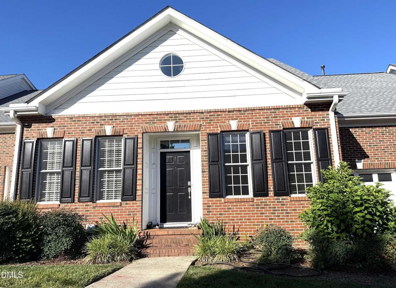 401 Waverly Hills Dr - Photo 2 of 34