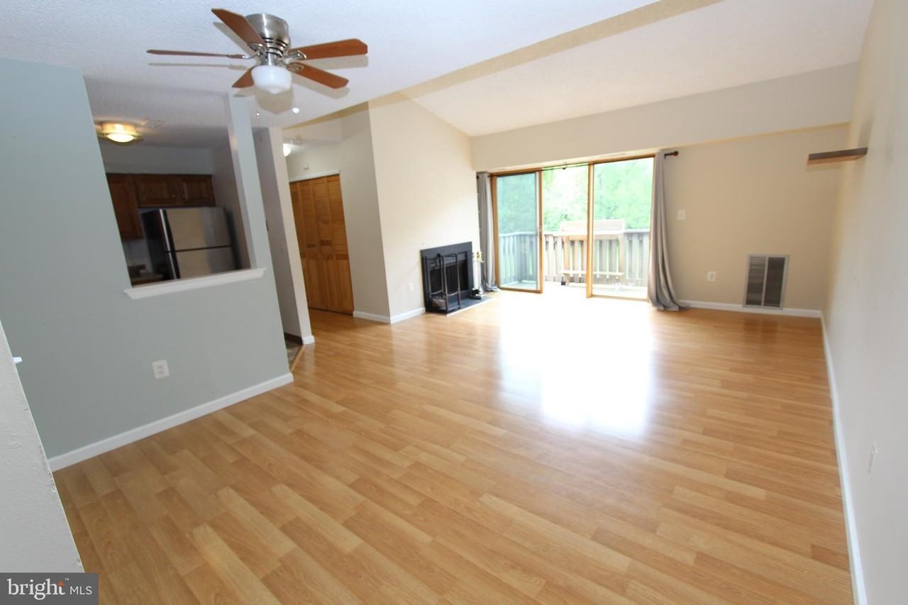 1112 Aspen Dr - Photo 2 of 17