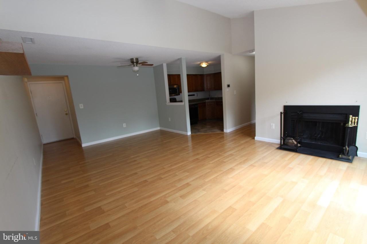 1112 Aspen Dr - Photo 3 of 17