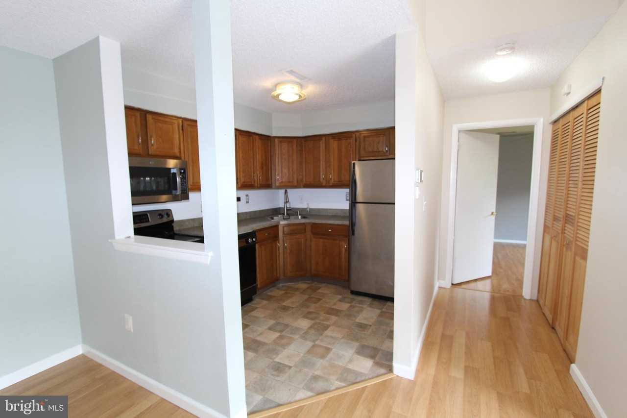 1112 Aspen Dr - Photo 4 of 17