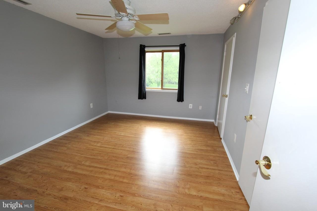 1112 Aspen Dr - Photo 5 of 17