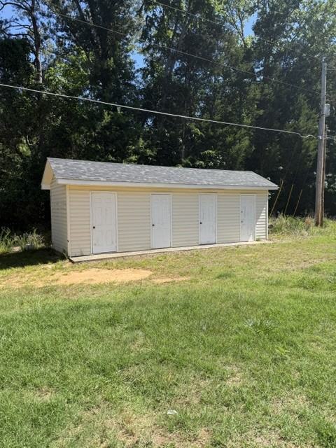 173 Victoria Ct #A - Photo 2 of 9