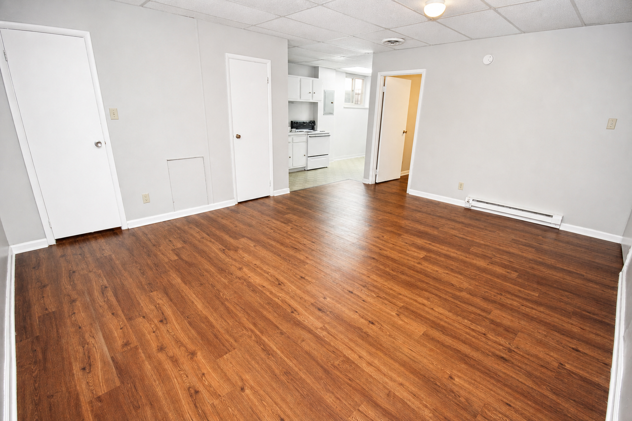 325 NORTH CRAIG STREETAPT 104 #104 - Photo 3 of 9