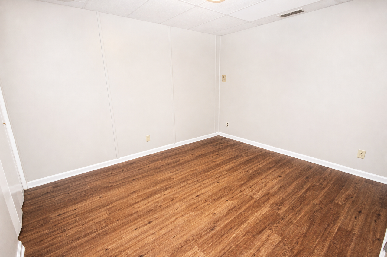 325 NORTH CRAIG STREETAPT 104 #104 - Photo 4 of 9