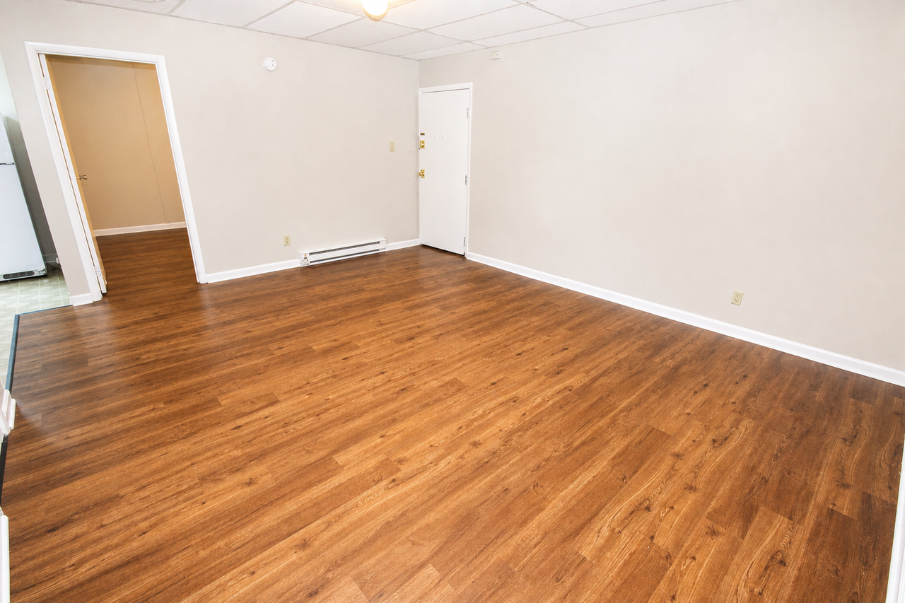 325 NORTH CRAIG STREETAPT 104 #104 - Photo 6 of 9