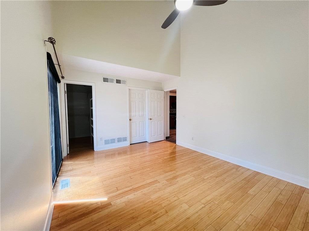 131 Broxbourne Dr - Photo 5 of 16