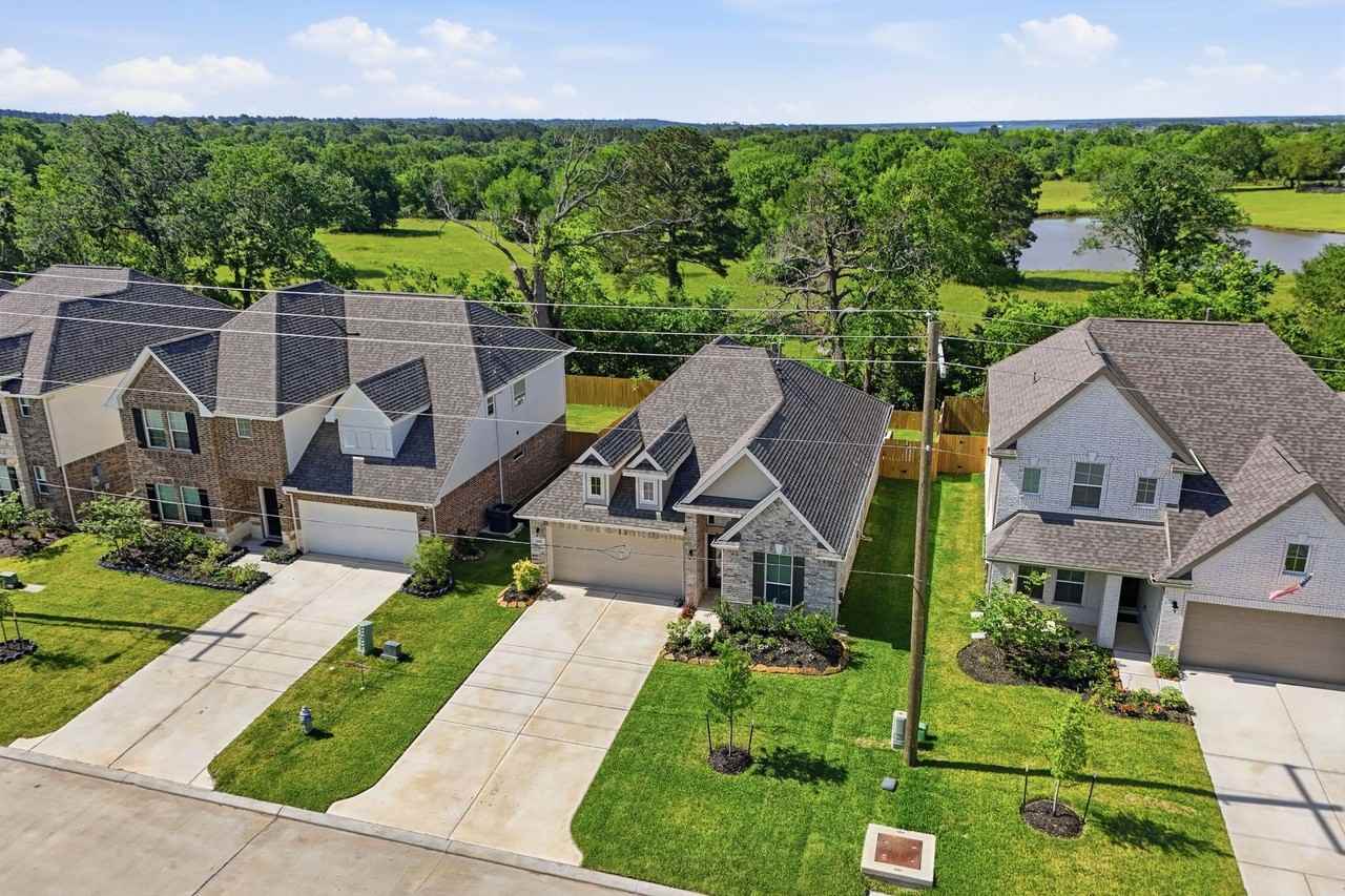 12087 Noble Heart Dr