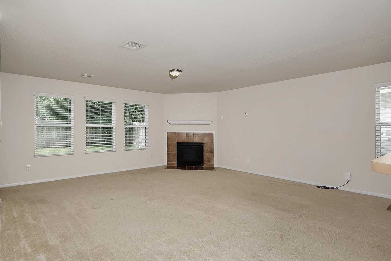 9960 Hyacinth Way - Photo 2 of 20