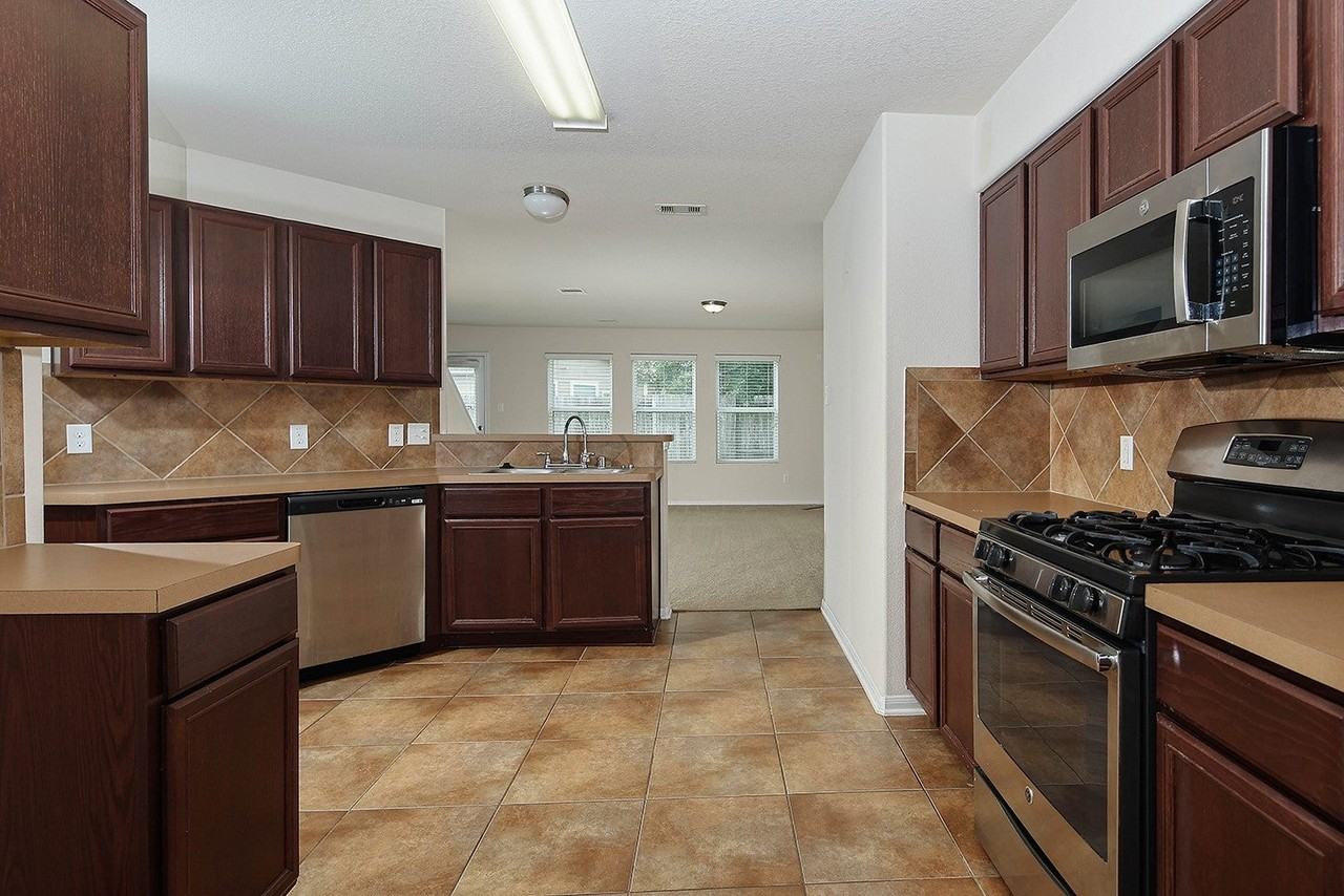9960 Hyacinth Way - Photo 6 of 20