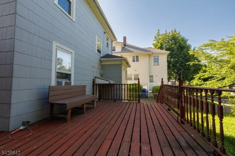 606 N Washington Ave - Photo 6 of 32