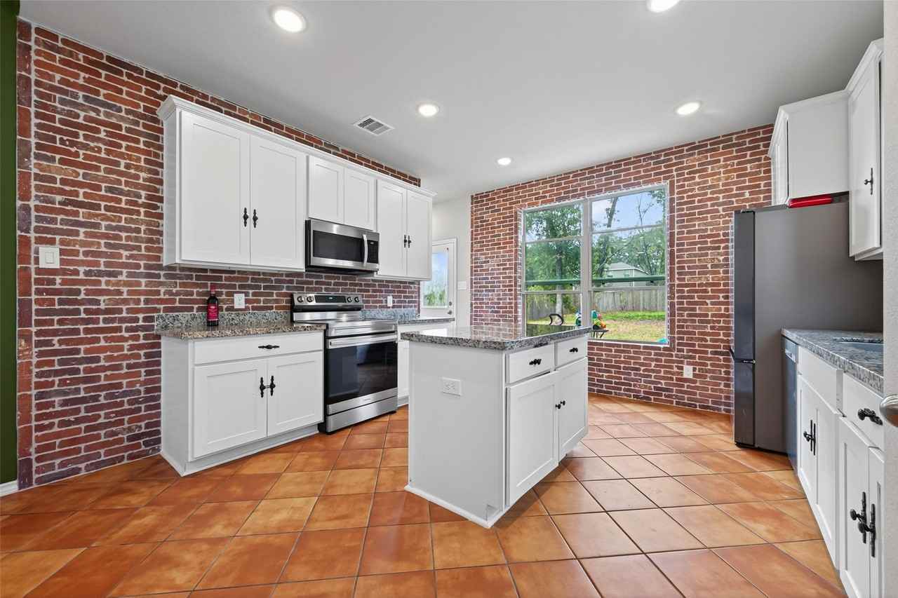 804 Pearl River Dr - Photo 6 of 38