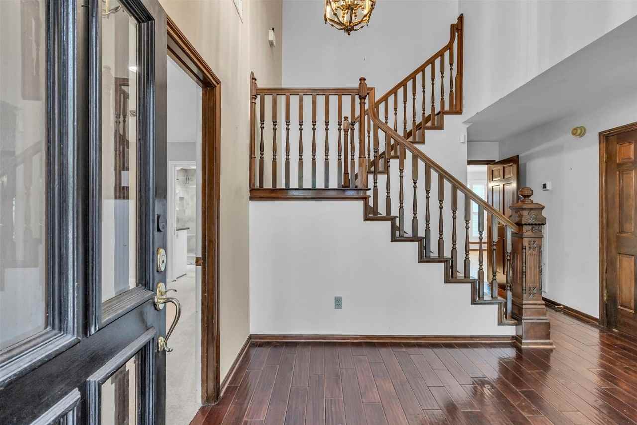 1127 Barkston Dr - Photo 6 of 50