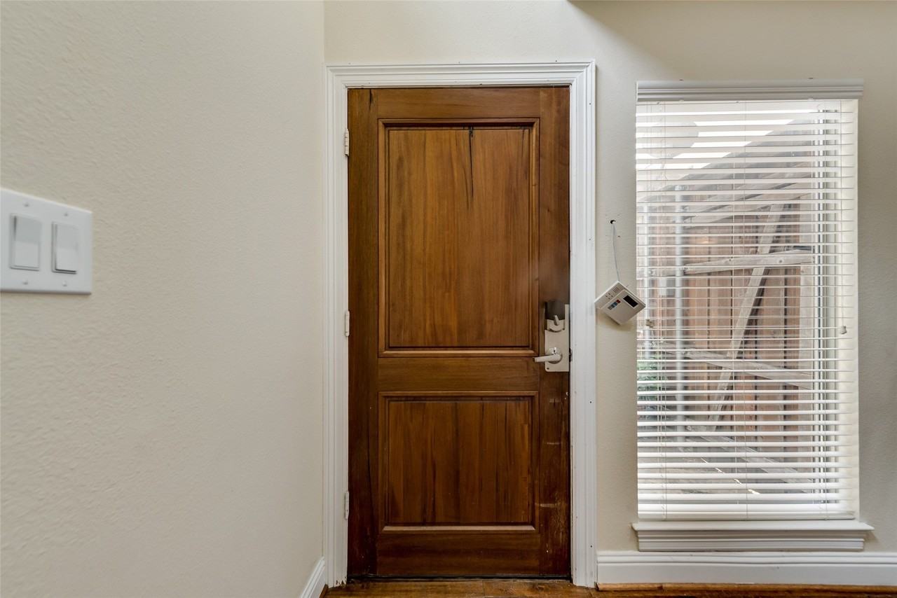 4973 Thunder Rd #B - Photo 4 of 22