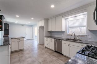 604 Oakwood Ave - Photo 1 of 1