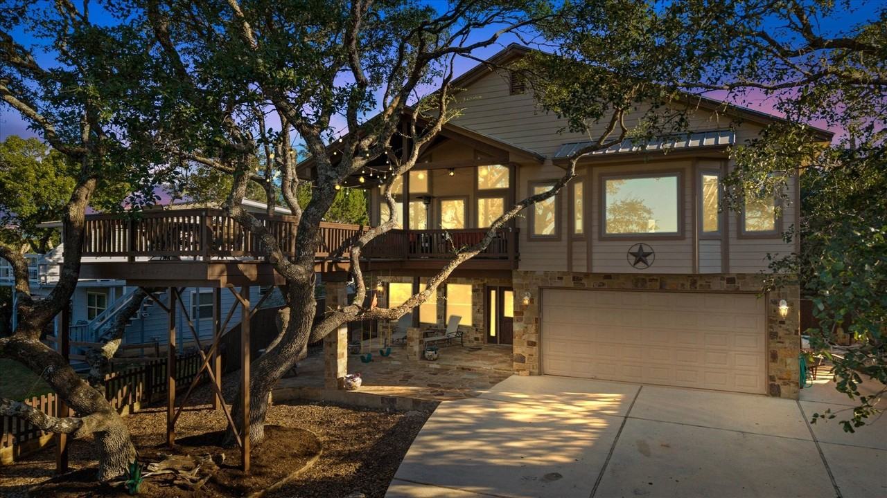 785 Lake Frst - Photo 7 of 44