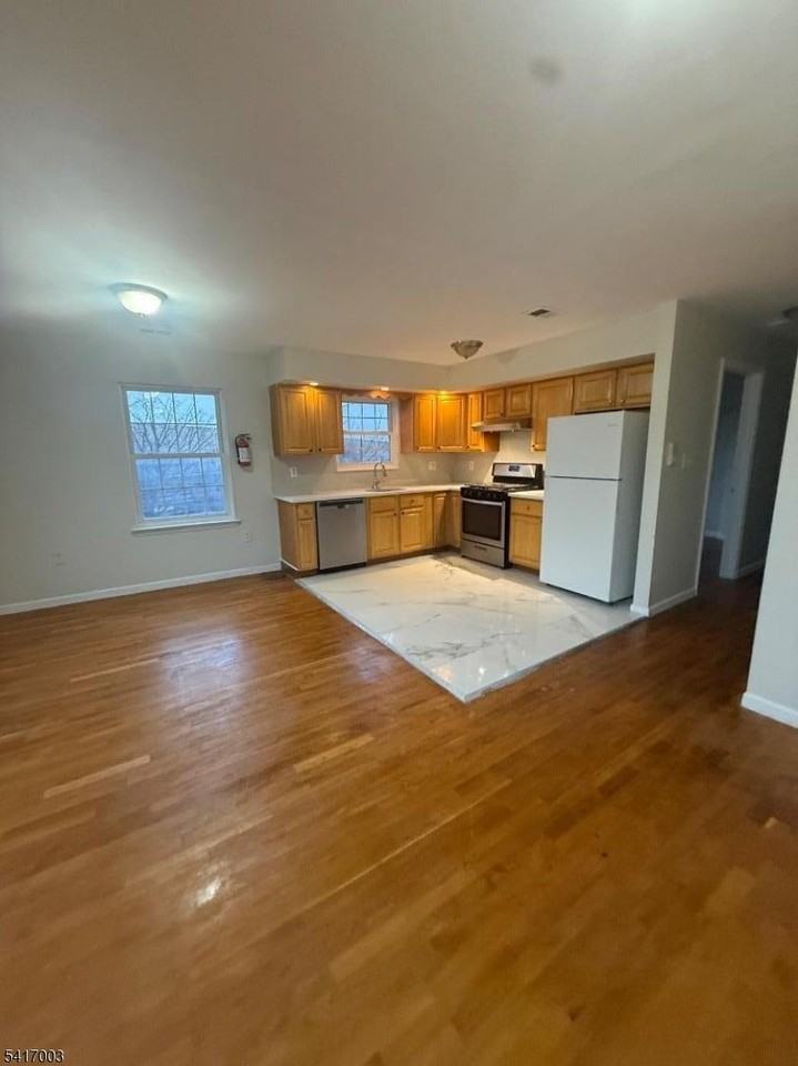 335 Broadway - Photo 3 of 21