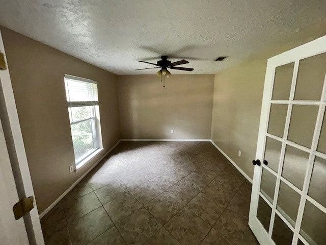 9631 Dundalk St - Photo 6 of 11