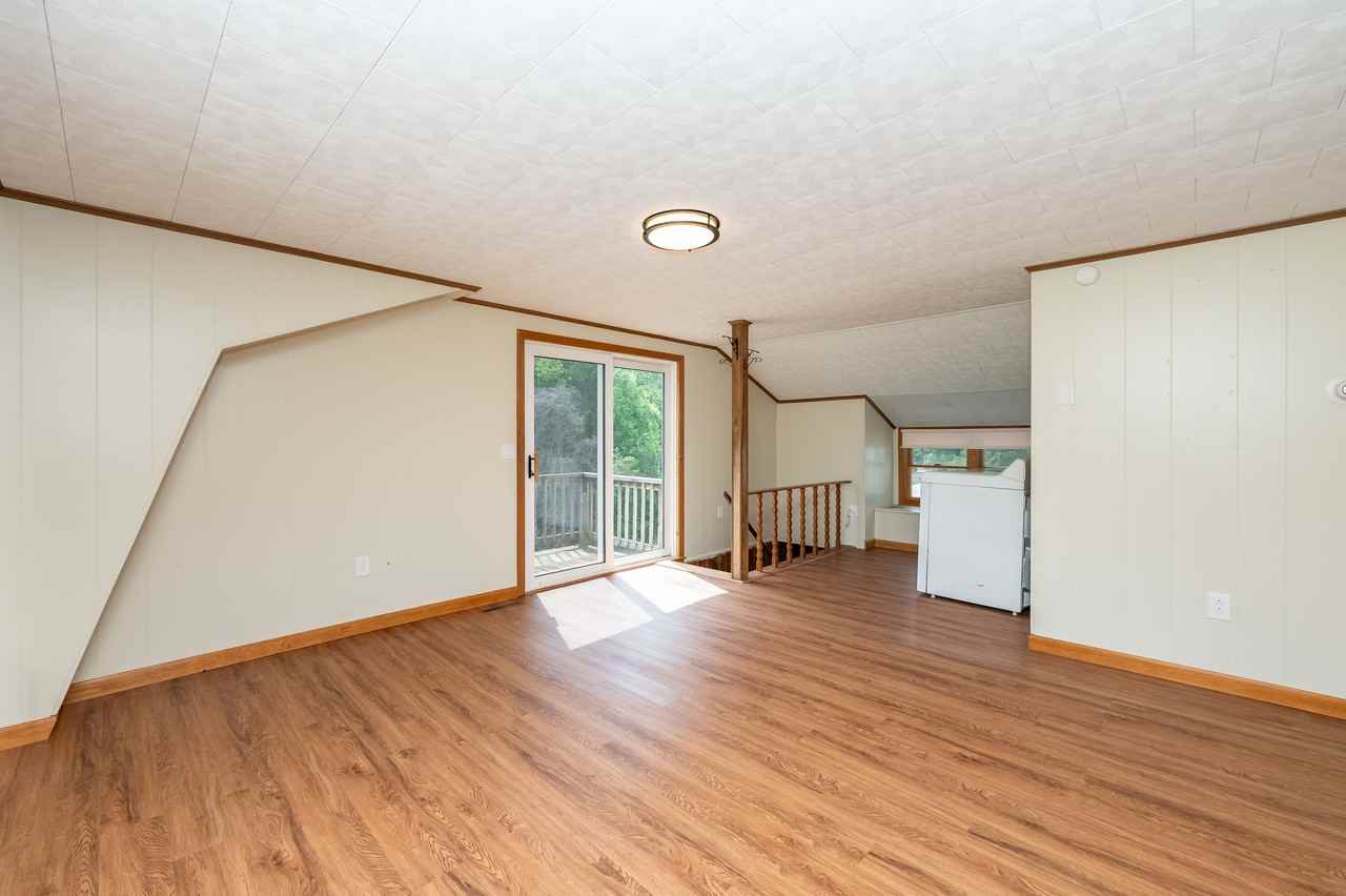 843A Goodwin Rd - Photo 7 of 19
