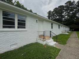 featured image of 811 Scott St #1