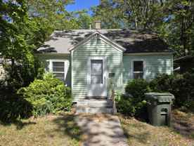 1920 Elwood St #1 - Photo 1 of 1