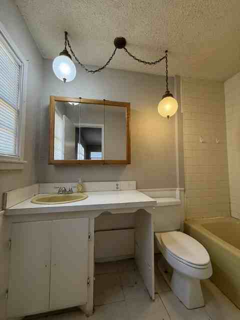 4010 39th St #1 - Photo 6 of 9